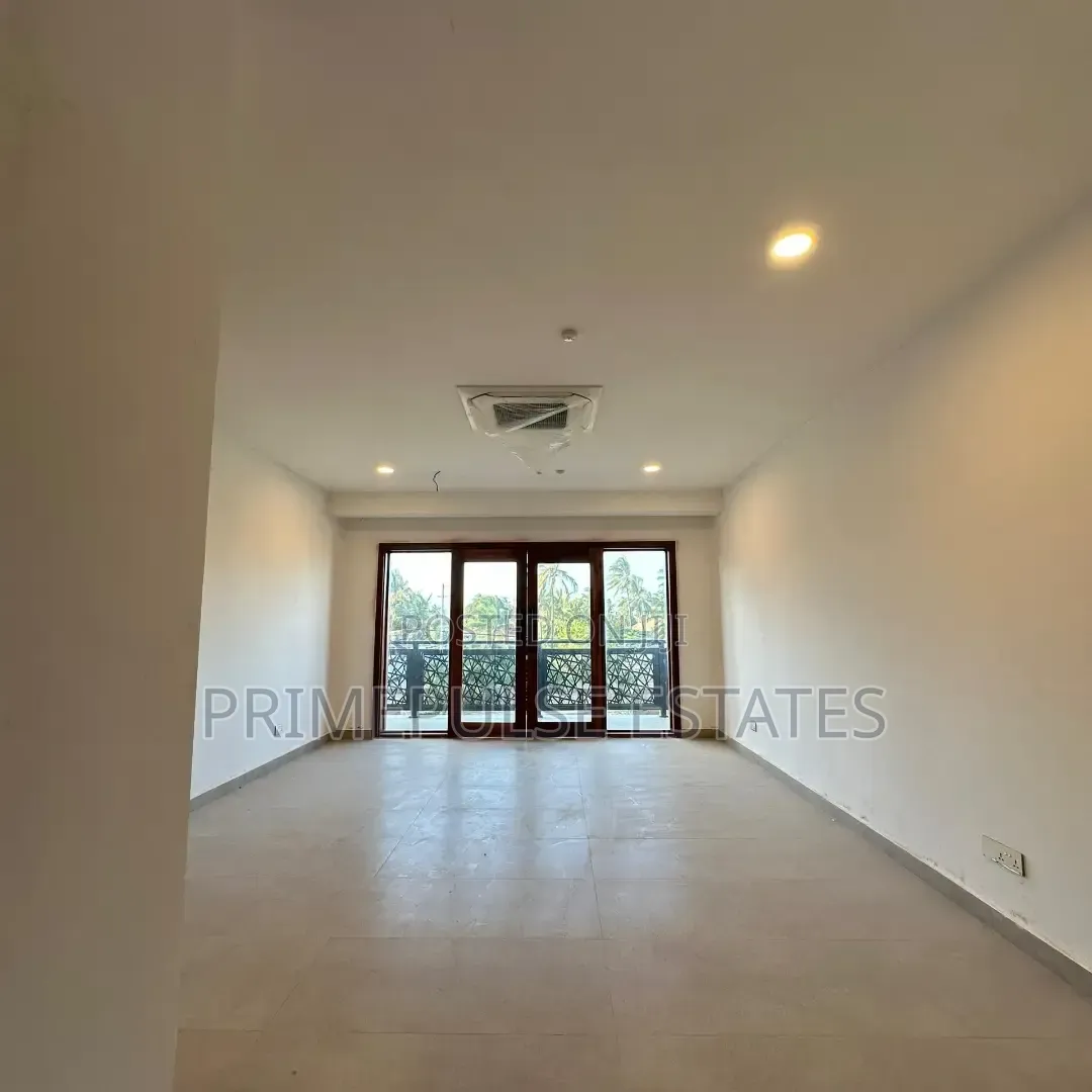 5bdrm Mansion in Kigamboni for sale