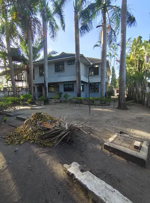 4bdrm House in Mamnyange Street, Mbezi Beach for sale