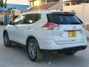 Nissan X-Trail 2016 White