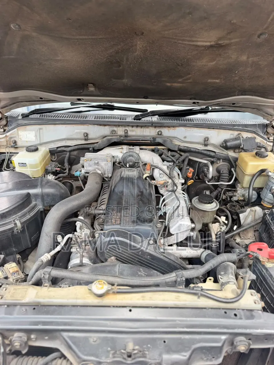 Toyota Land Cruiser 2000 Silver