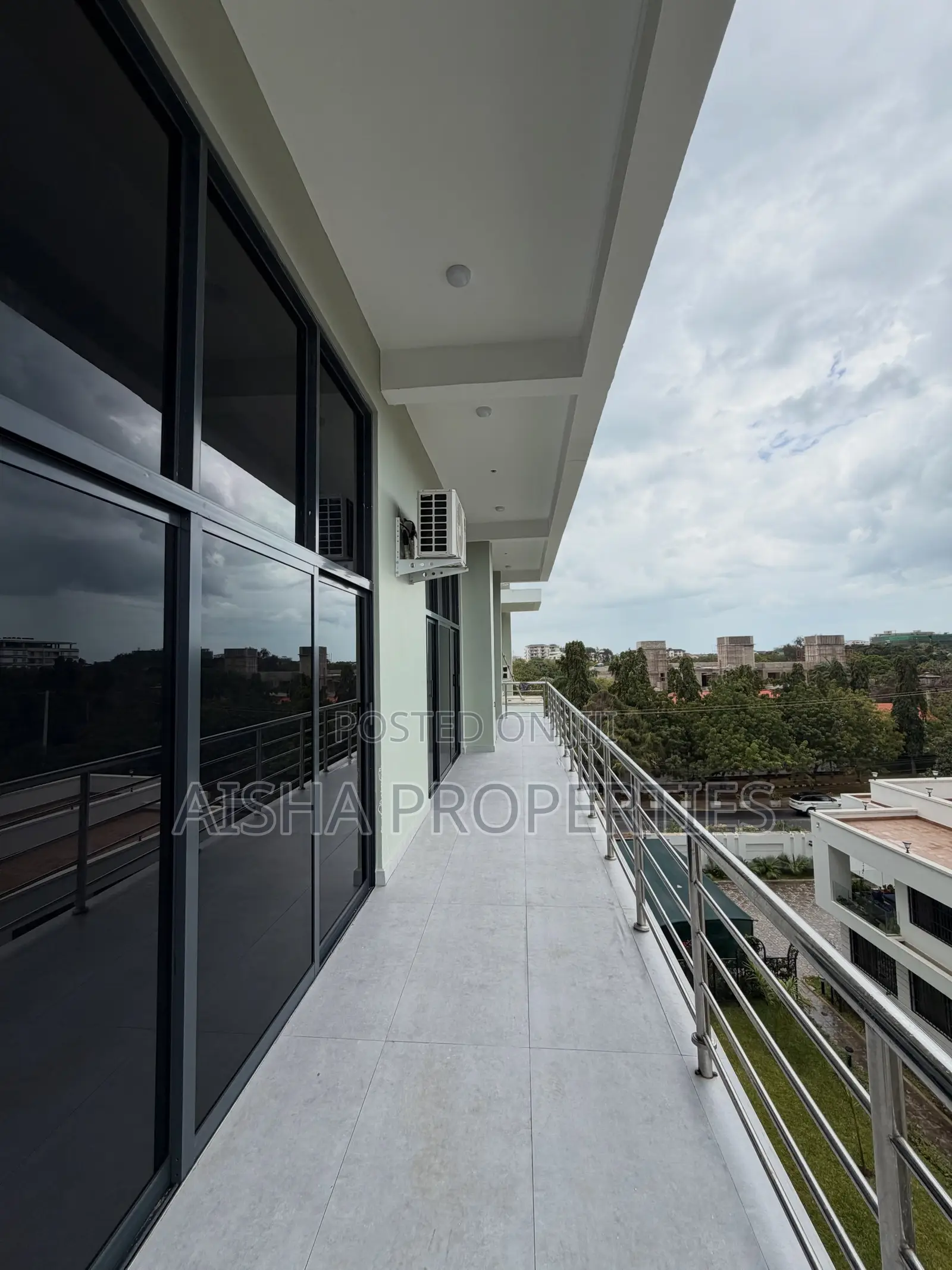 New Office Building for Rent – Masaki