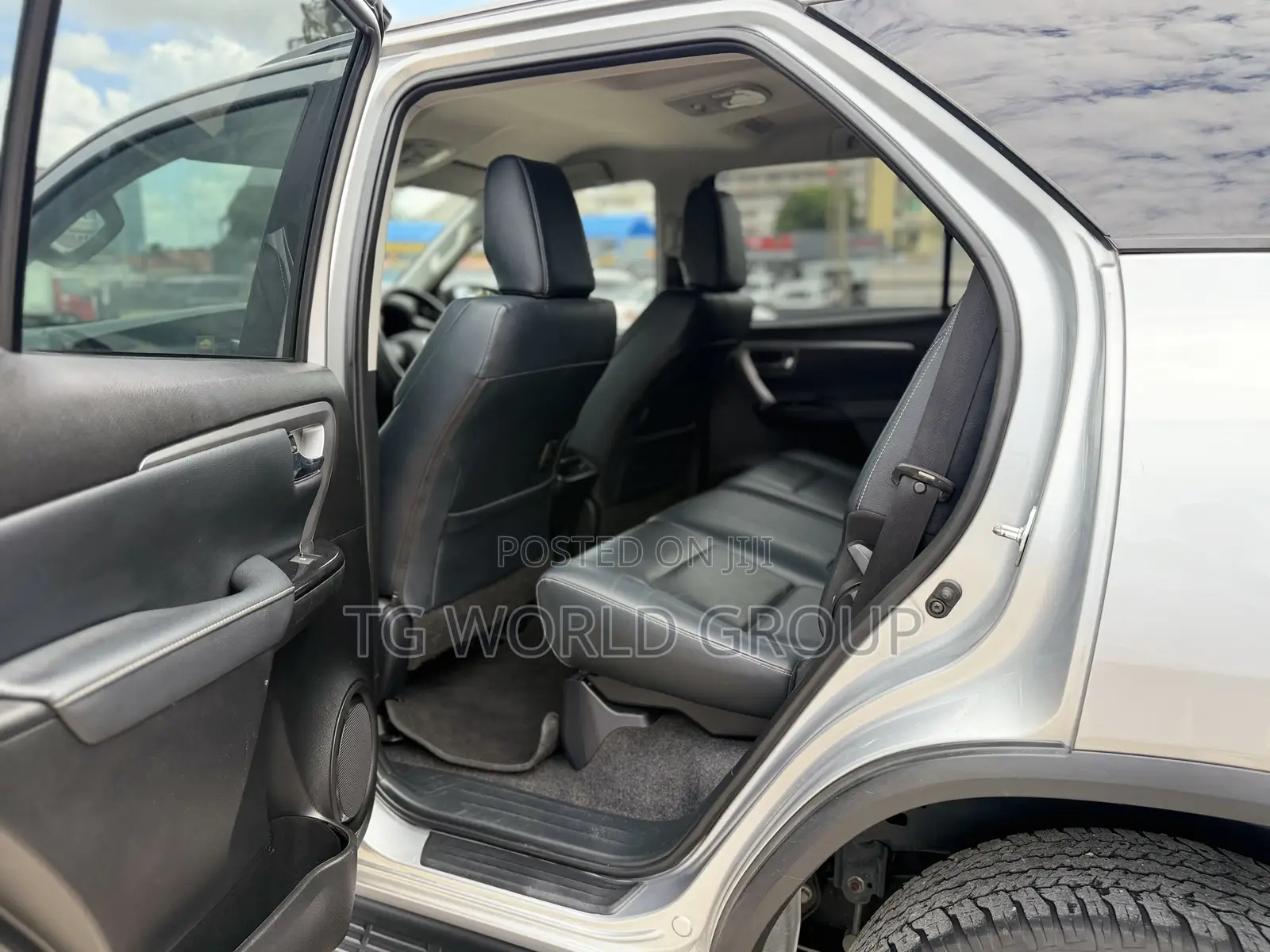 Toyota Fortuner 2.4 D AWD 2024 Silver