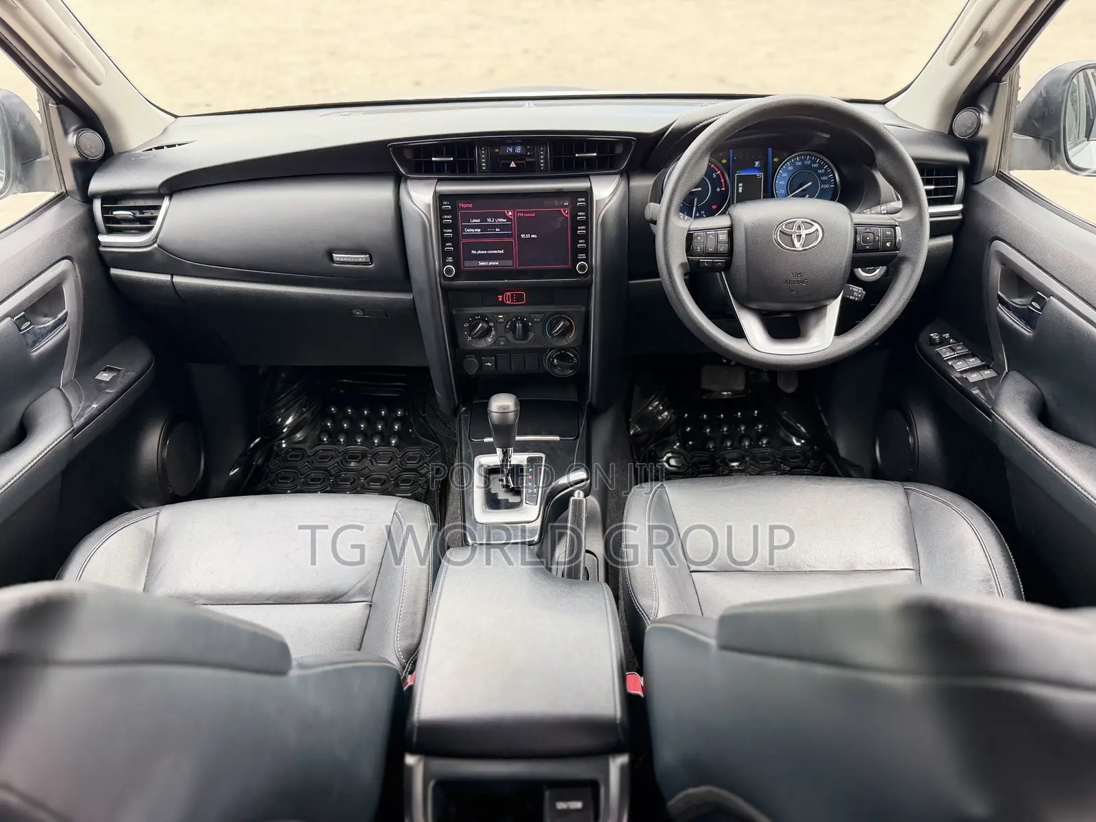 Toyota Fortuner 2.4 D AWD 2024 Silver