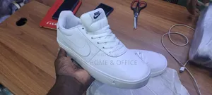 Nike All White Snickers