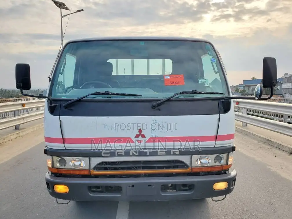 Mitsubishi Canter