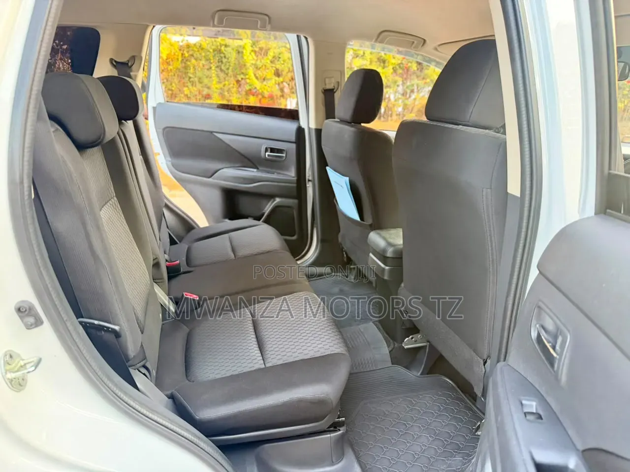 Mitsubishi Outlander 2013 White