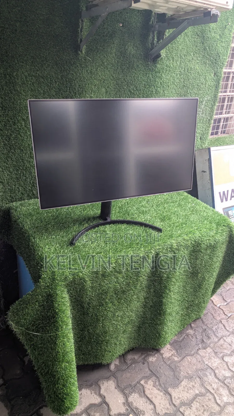 LG Monitor