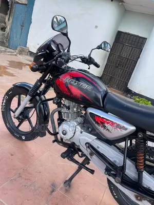 Bajaj Boxer X125 2025 Black