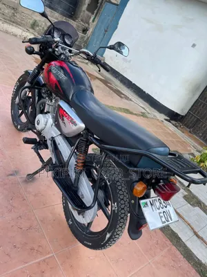 Bajaj Boxer X125 2025 Black