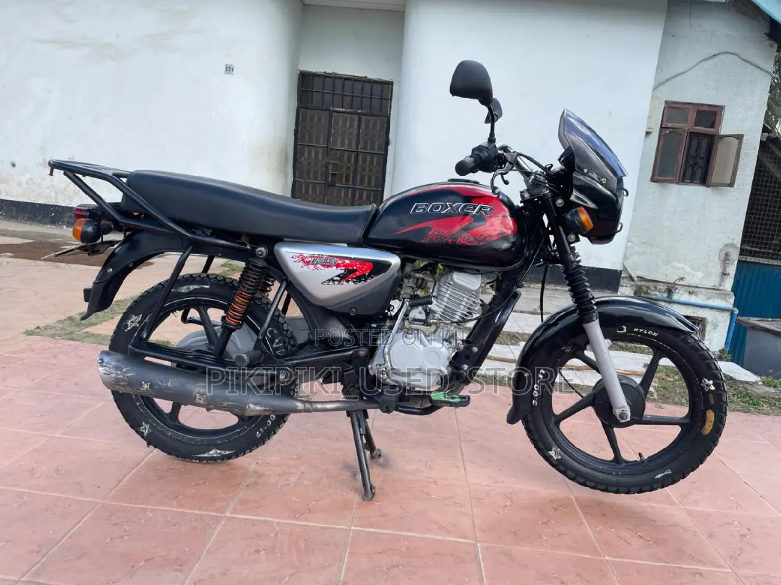 Bajaj Boxer X125 2025 Black