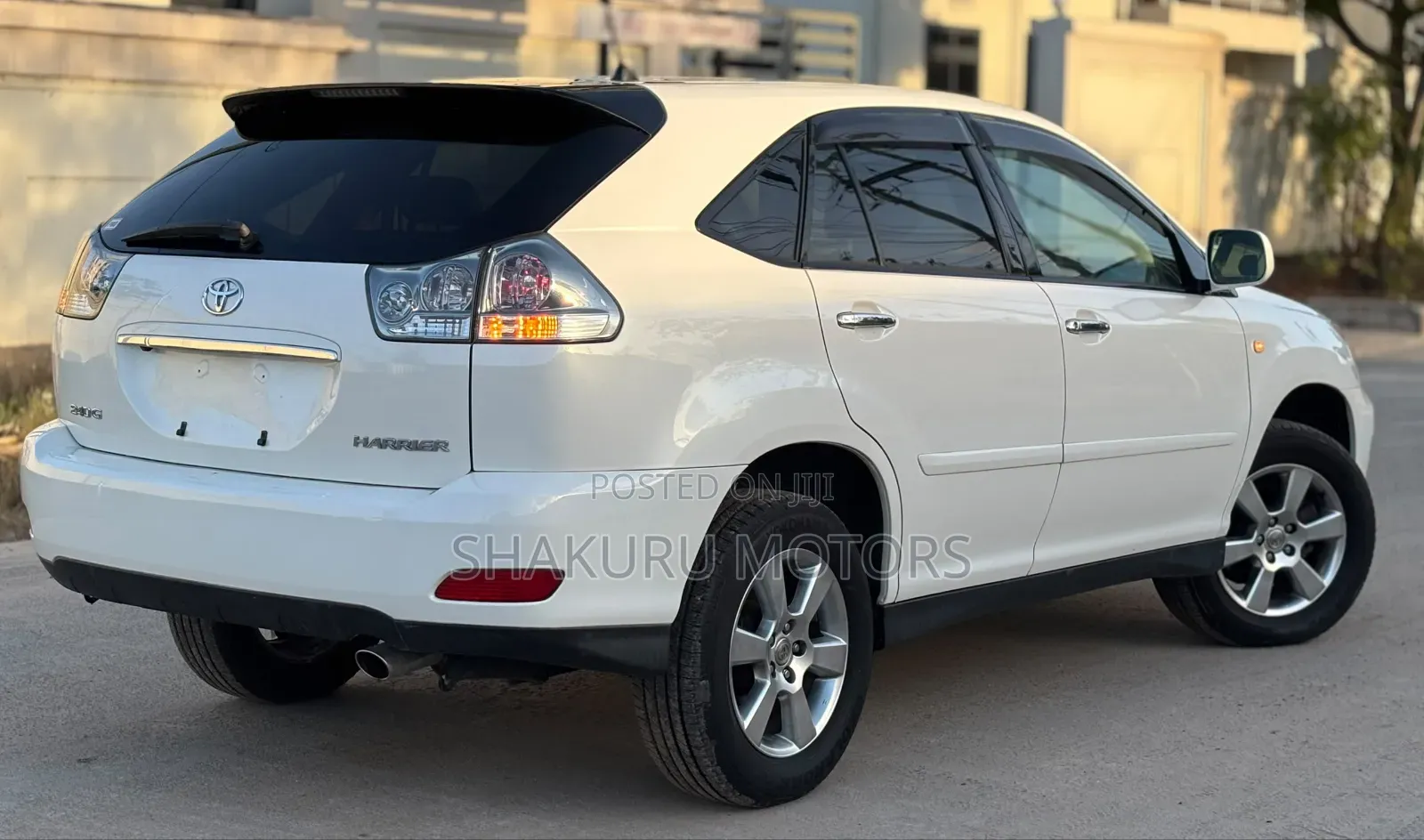 Toyota Harrier 2008 White