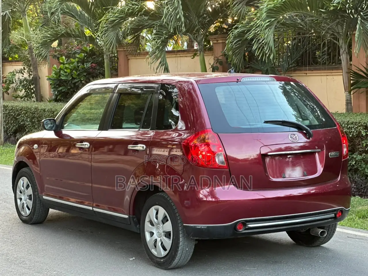 Mazda Verisa 2011 Burgundy
