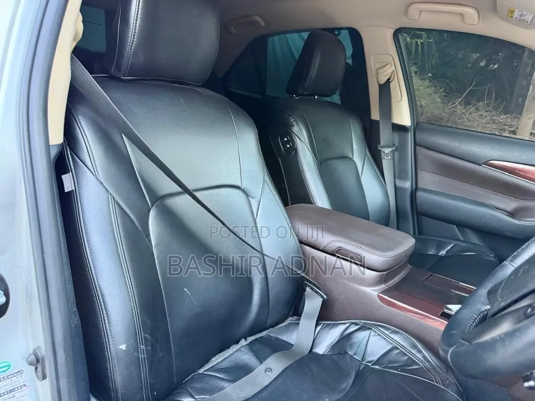 Toyota Crown 2015 Silver