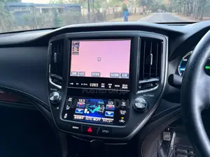 Toyota Crown 2015 Silver