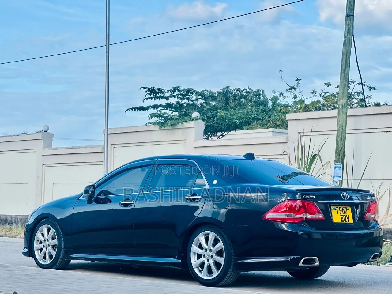 Toyota Crown 2010 Black
