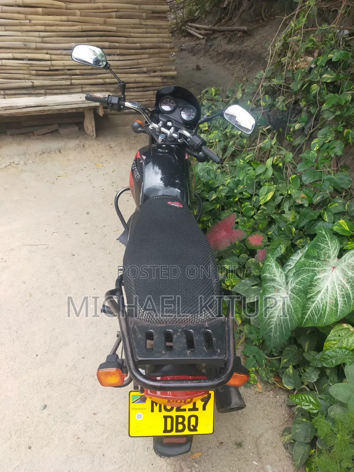 Bajaj Boxer X125 2020 Black