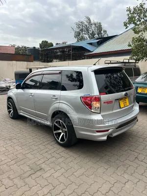 Subaru Forester 2011 Silver