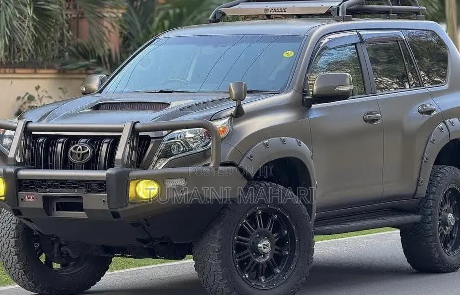Toyota Land Cruiser Prado 2014 Gray