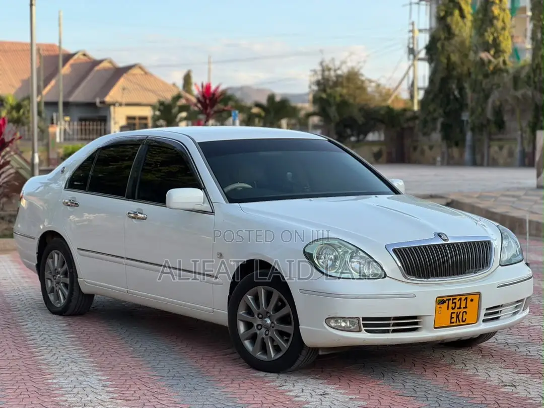 Toyota Brevis 2004 White