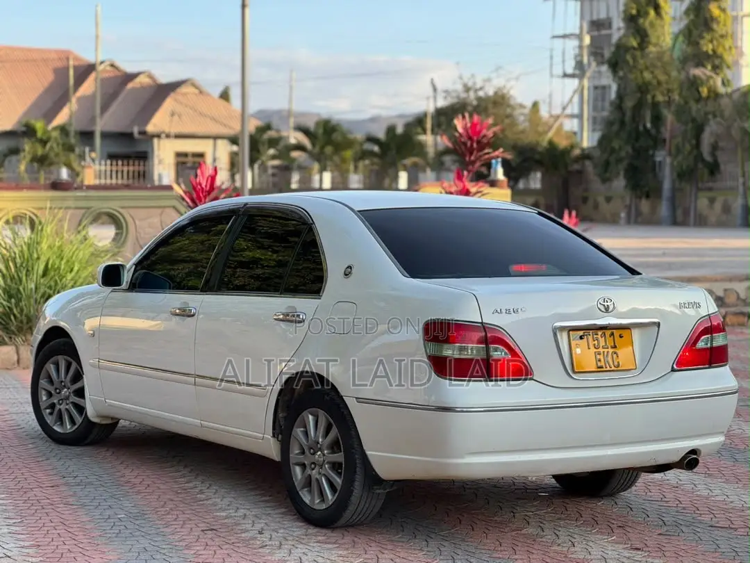 Toyota Brevis 2004 White
