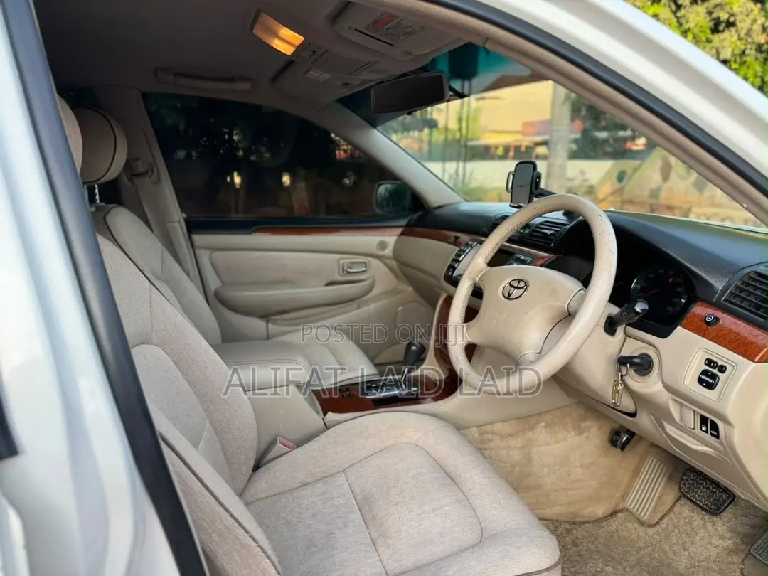Toyota Brevis 2004 White