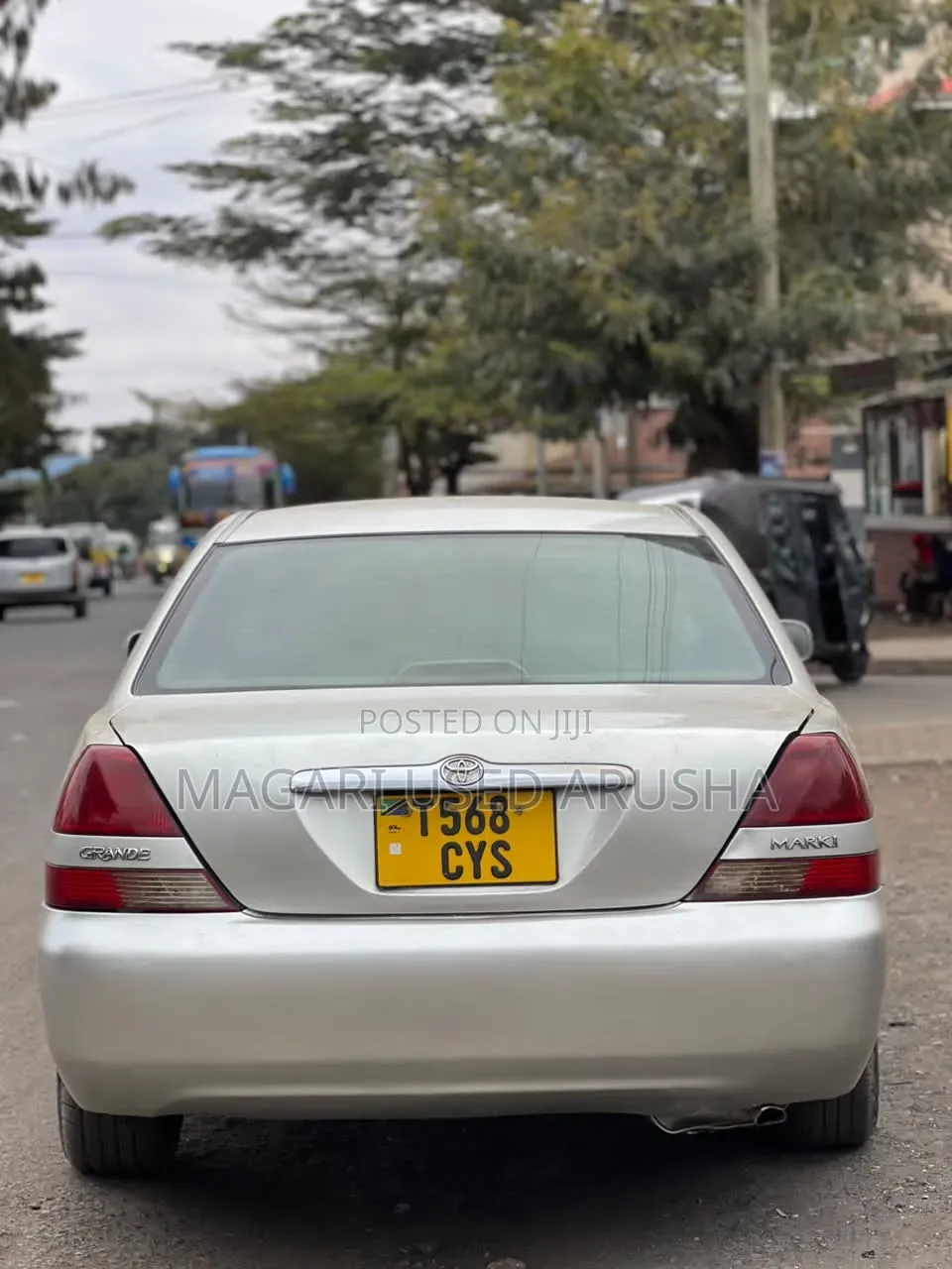 Toyota Mark II 1999 Silver