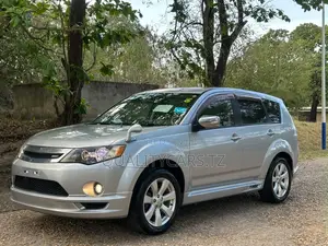 Mitsubishi Outlander 2009 Silver
