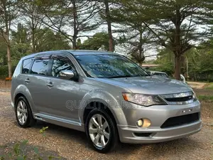 Mitsubishi Outlander 2009 Silver