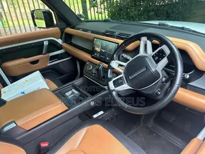 Land Rover Defender 2023 White
