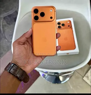 New Apple iPhone 17 Pro Max 256 GB Orange
