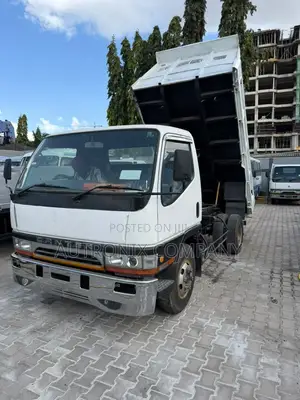 Mitsubishi Canter Dump