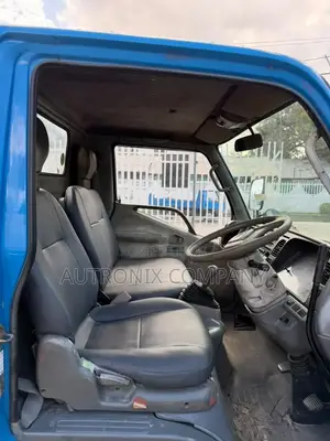 Mitsubishi Canter Dump 4d33