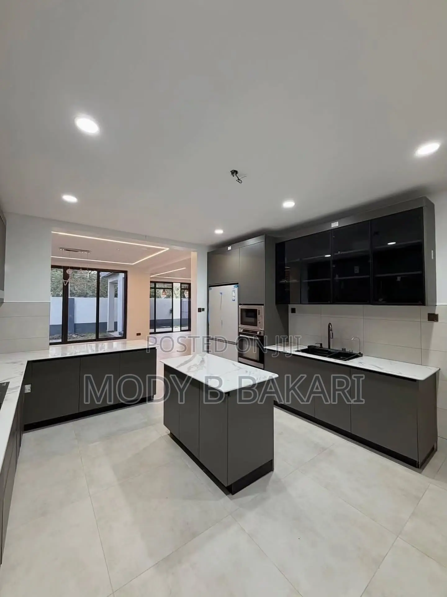Furnished 4bdrm Villa in Oyster Bay for rent