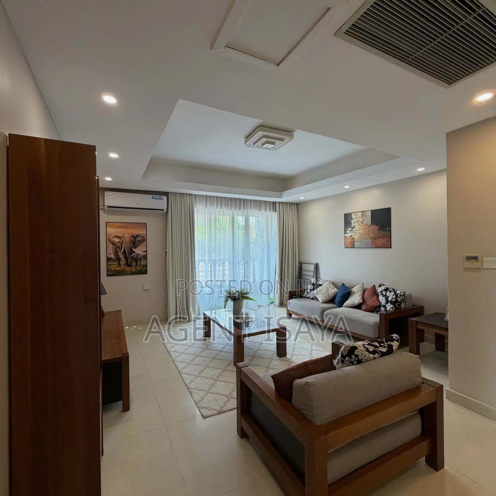 Furnished 2bdrm Apartment in Oyster Bay for rent