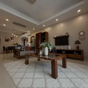 Furnished 2bdrm Apartment in Oyster Bay for rent