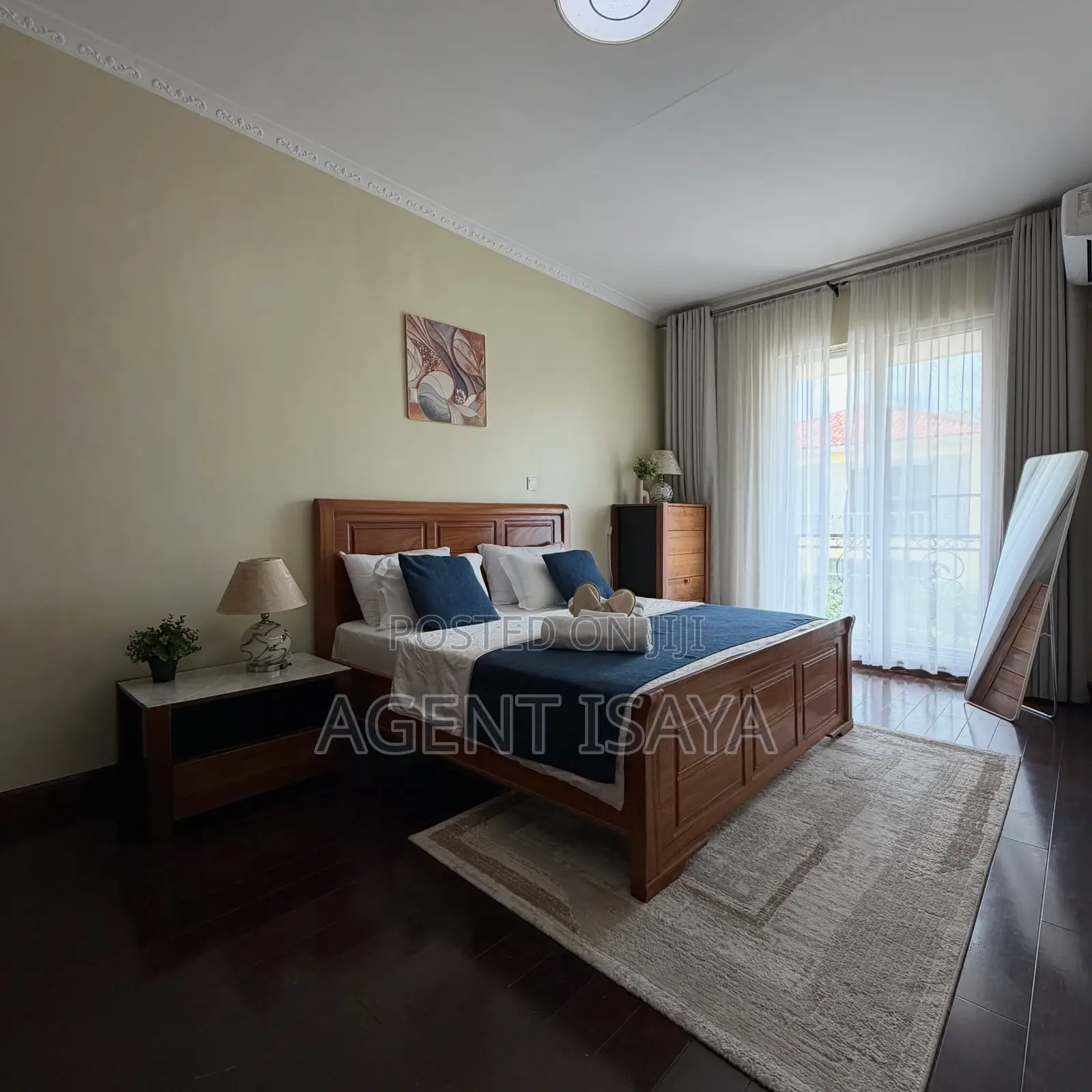 Furnished 2bdrm Apartment in Oyster Bay for rent