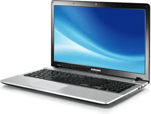 Laptop Samsung E452 8GB Intel Core i3 HDD 250GB