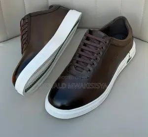 Lacoste Powercourt