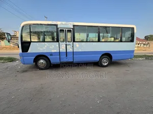 Nissan Civilian 2003 White