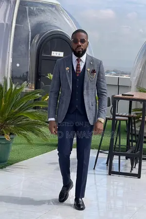 Carlos Cardin Men's Suit
