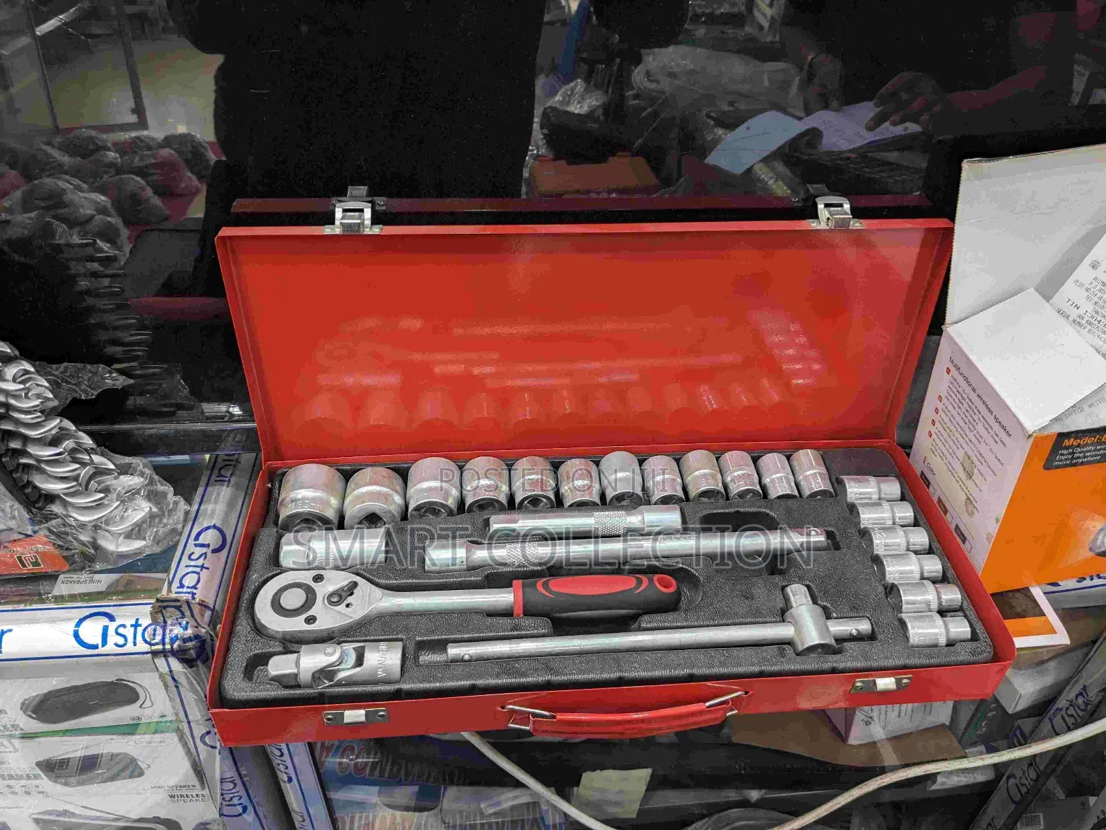 24PCS Socket Tool Set 8-32mm,With Rachet,Extension,Universal Joint Etc