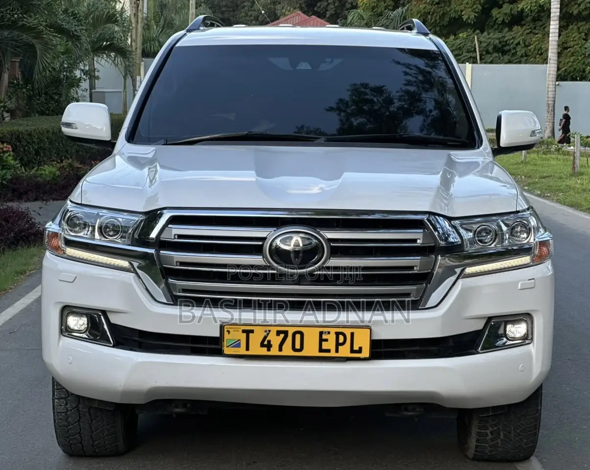 Toyota Land Cruiser 4.5 V8 TD 2020 White