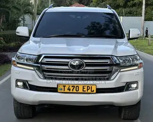 Toyota Land Cruiser 4.5 V8 TD 2020 White