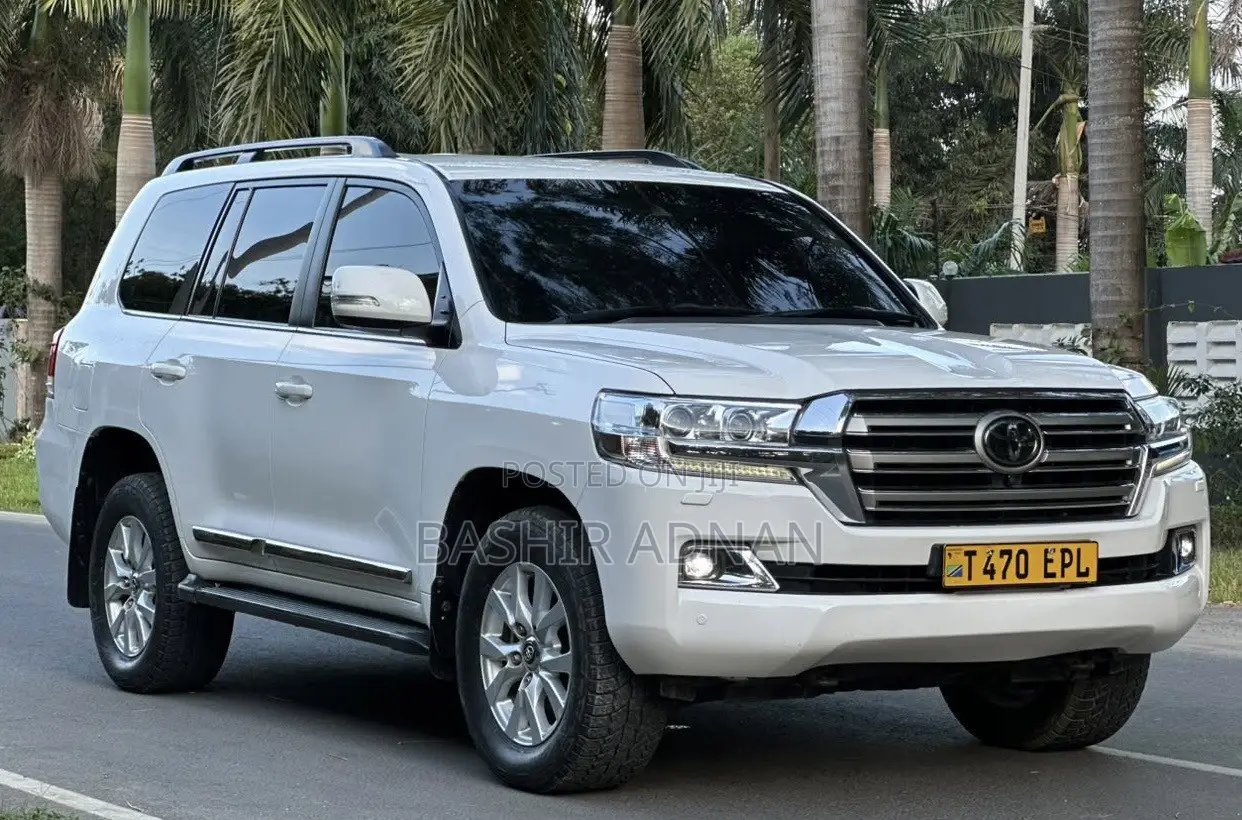 Toyota Land Cruiser 4.5 V8 TD 2020 White