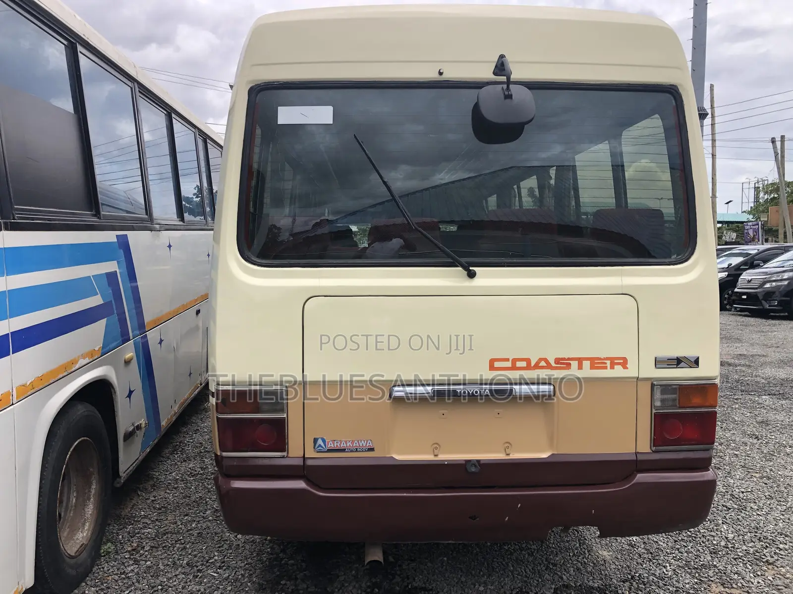 Toyota Coaster 2004 Orange