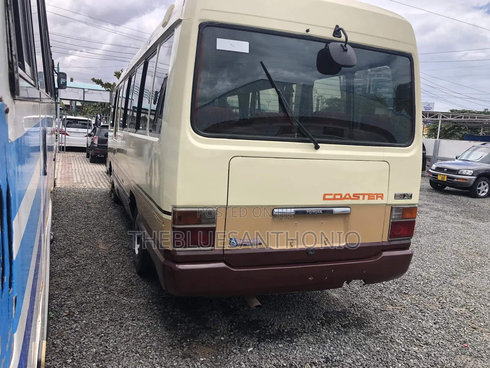 Toyota Coaster 2004 Orange