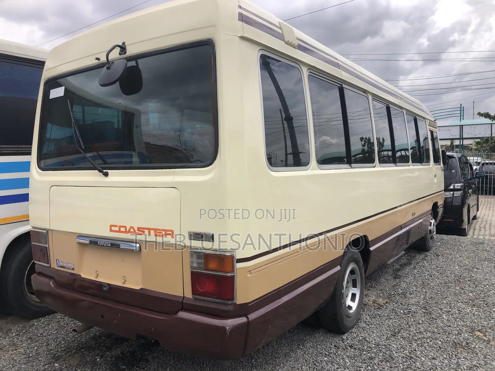 Toyota Coaster 2004 Orange