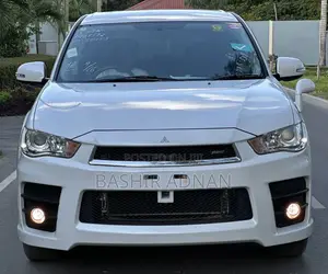 Mitsubishi Outlander 2011 Pearl