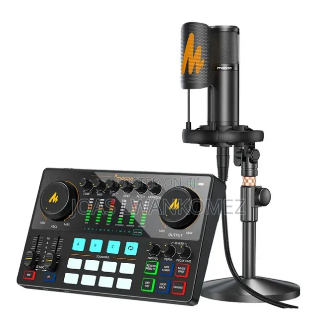 Maono Live Podcast Microphone Set.