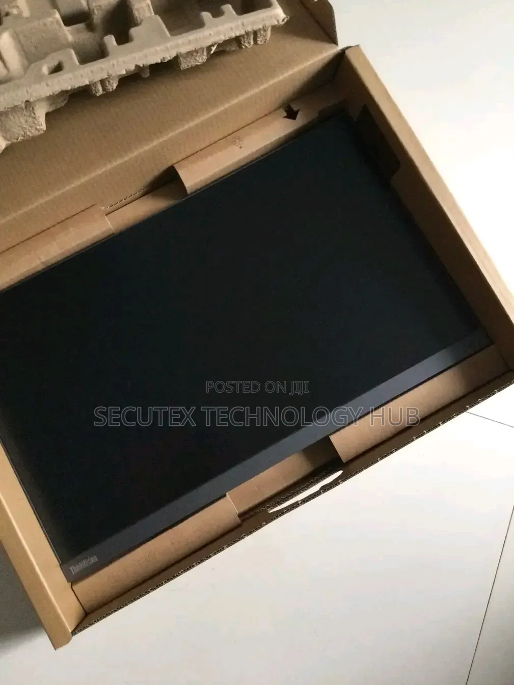Lenovo ThinkVision S24i-30 23.8" TFT Monitor – Black